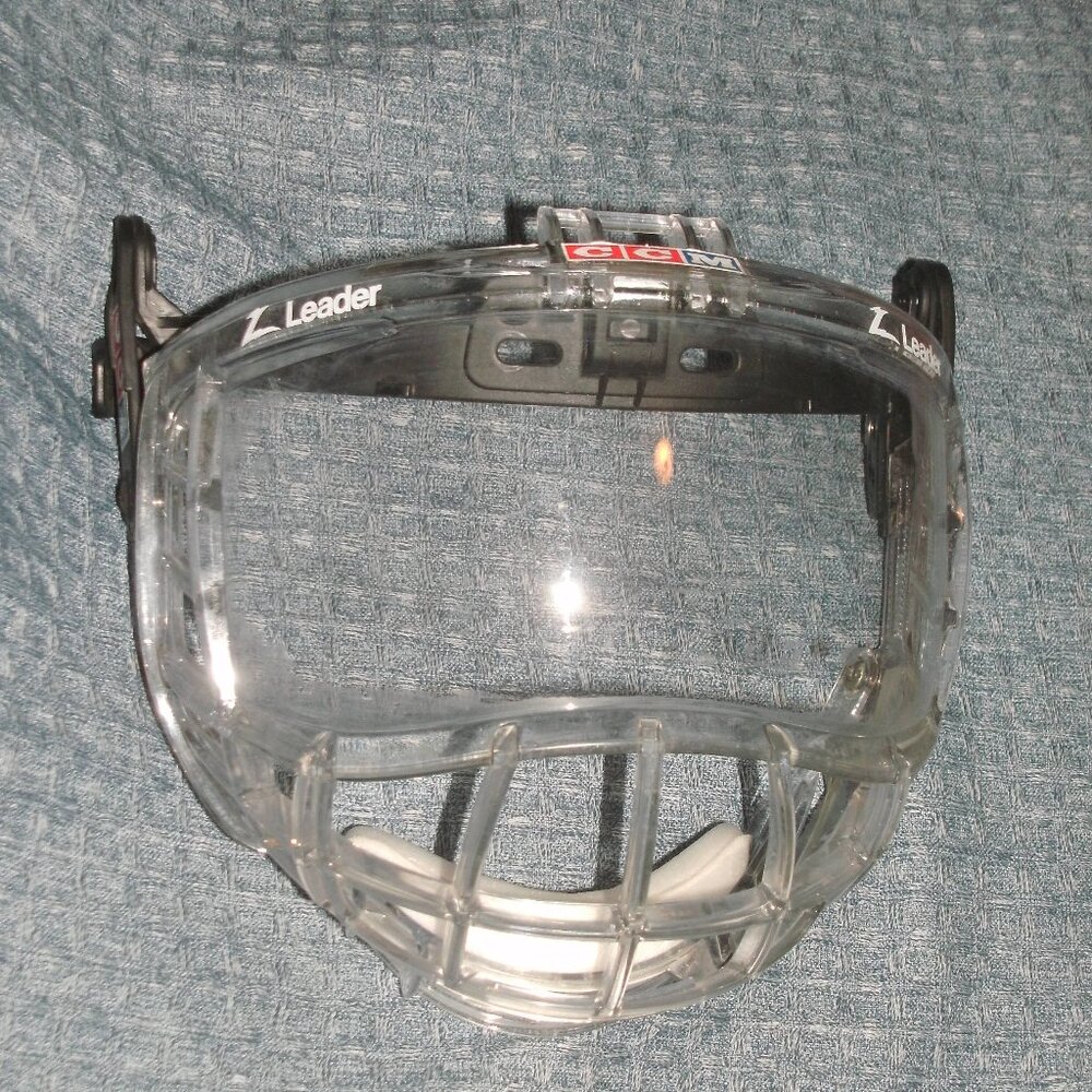 CCM Hockey Equipment Full Face Shield Z Leader FM 50 HECC made in Canada
